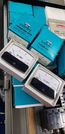 GC Electronics AC & DC Precision Panel Volt Meters 1