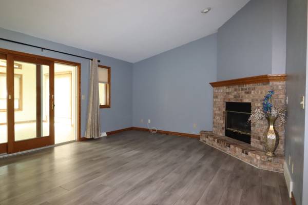 $2,350 / 4br - 2619ft2 - Large 4 Bedroom 3 Bath Ranch in Greenville (Greenville)63838113119875121
