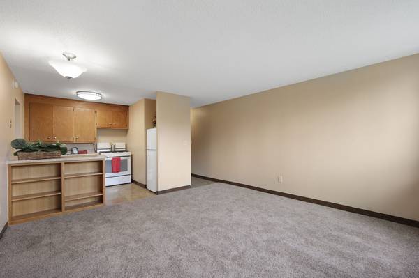 $995 / 1br - 590ft2 - Disponibles departamentos de una habitación, ¡llame hoy! *Lyndale Gardens* (Richfield, MN)63868699772289122