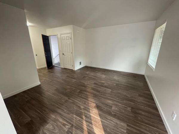 $2,063 / 2br - 937ft2 - Villas at Portage Creek - Just 5 minutes from I-5 & downtown Arlington (Arlington, WA)63808058788993123