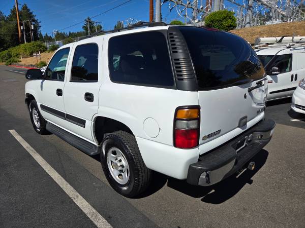 2005 Chevrolet Tahoe 4X4 Automatic SUV Low Mileage! - $12,900 (Bellevue)63617157093379124