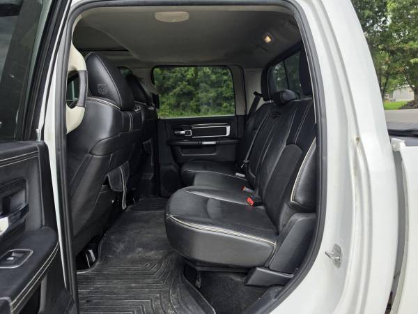 2014 RAM 3500 Longhorn Limited - Photo 10