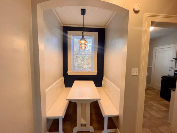 $795 / 1br - Lafayette 1 Bedroom Apartment (3526 Fort Avenue)63851966809091123