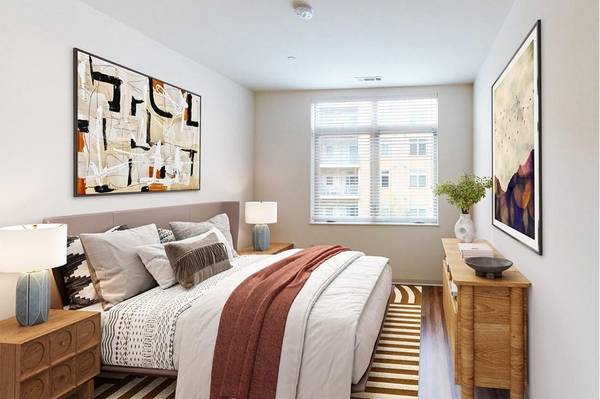 $3,098 / 1br - 914ft2 - Wood plank flooring, Boston view, Premium cabinetry, High ceilings (Waltham)63996258325251120
