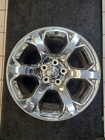 20" 6 Spoke Chrome Wheel Dodge 1
