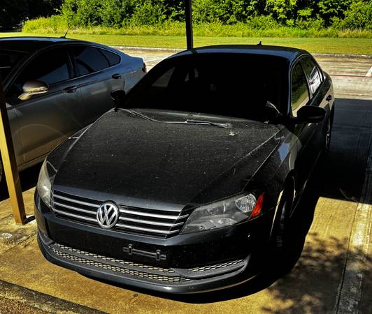 2015 Volkswagen Passat Wolfsburg Ed. - $2,500 (Sherman)63436939257857121