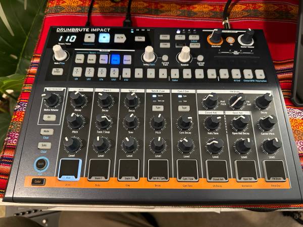 Arturia Drumbrute Impact 1