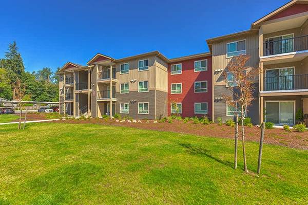 $1,550 / 2br - Dishwasher, Play Park, 24 Hour Fitness Center (14108 Meridian Ave E, Puyallup, WA)63995109949315123