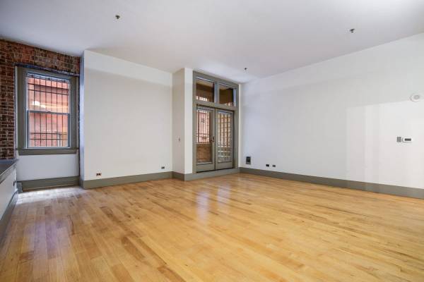 $3,250 / 1br - 1320ft2 - Situated in Seattle!, 1/BD 1/BA, Open Kitchen Storage (606 2nd Avenue, Seattle, WA)63944822012290123