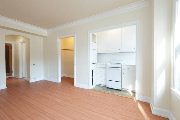 $1,045 / 350ft2 - Historic Character, Capitol Hill Cool. 6 WEEKS FREE! (First Hill / Capitol Hill / Downtown)63945099055362123