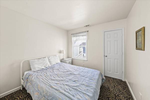 $1,250 / 3br - 1100ft2 - Casa adosada junto al paseo marítimo (Ocean City)63839295886339124