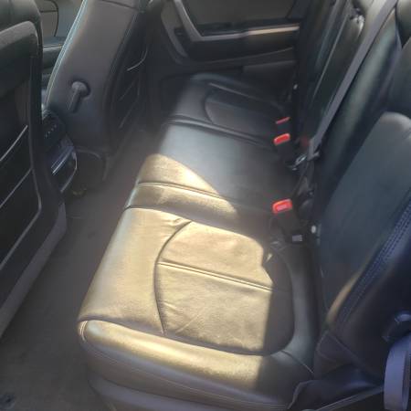 2008 GMC ACADIA SLT AWD - $3,500 (Calumet city)63624839410051124