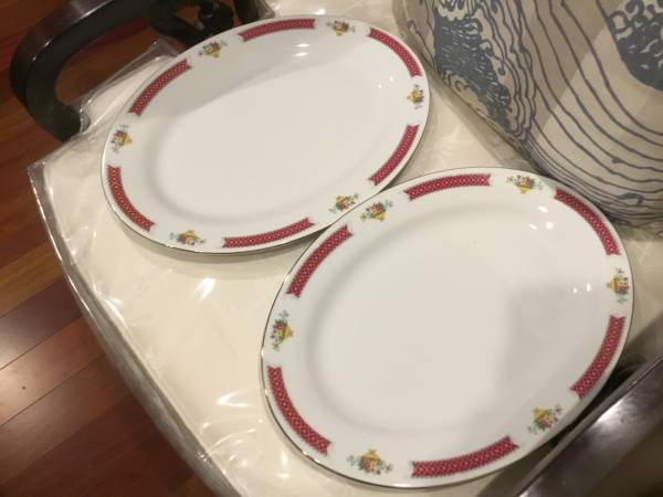 2 Serving platters  oval porcelain 1