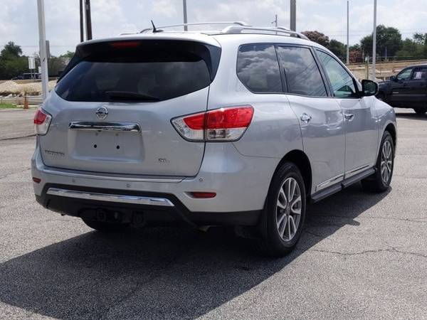 2016 Nissan Pathfinder  SL SUV - $7,995 (Llame *(512) 706-9182* para Confirmar Disponibilidad al Instante)63621941643267124