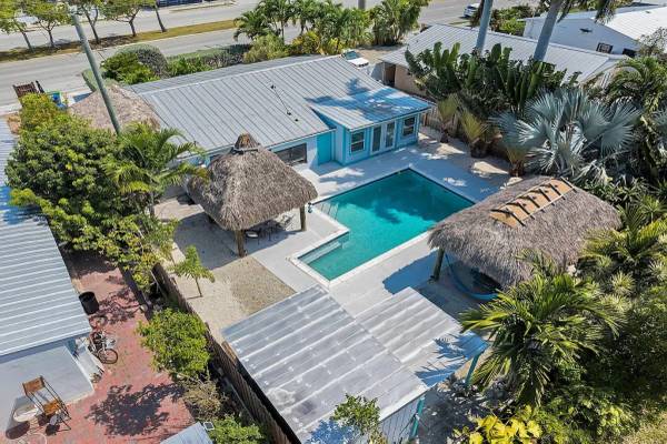$290 / 4br - 01290ft2 - Welcome to your private slice of paradise (Key West)63923414760194122