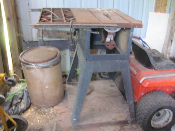 TABLE ( FOR TABLE SAW ) W/( HEAVY DUTY) ( STAND ) 1