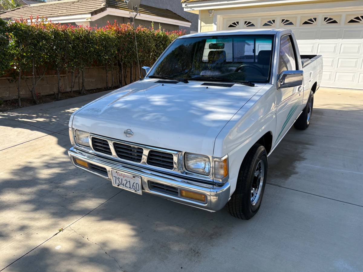 Nissan Hardbody D21 pickup truck