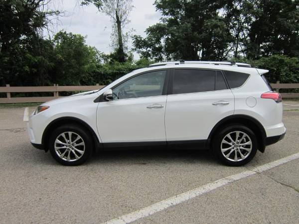 2016 Toyota RAV4 Limited AWD - $18,988 (Martin auto sales (Pittsburgh))63625169789825121