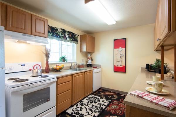 $2,145 / 3br - 3 Dormitorios 2 Baños-$99 depósito de seguridad con crédito/renta/ingresos perfectos63688567196675122