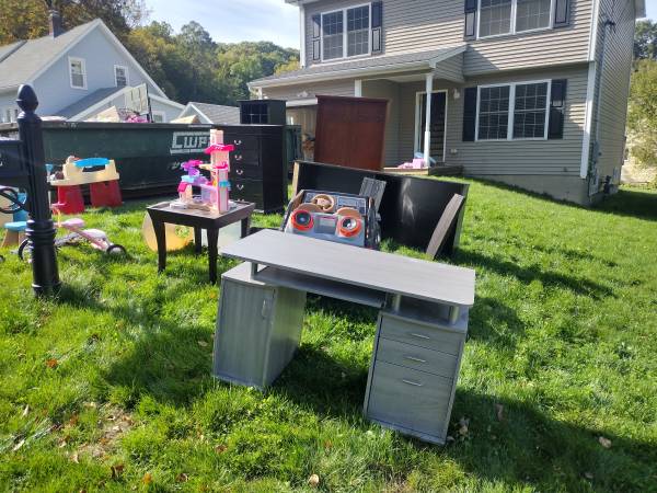 Free miscellaneous items (Bristol)64008392182787121