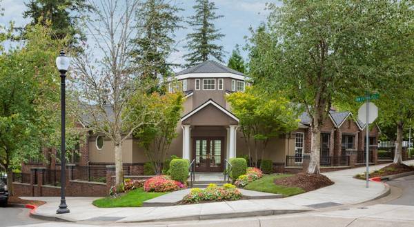 $1,695 / 2br - 1038ft2 - Where affordability meets comfort63842022276099124