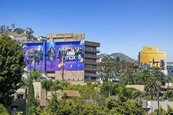 $2,956 / 1br - 680ft2 - Vinyl Plank Wood-like Flooring, Beautiful Landscaping, Mini dog park (West Hollywood)63876484471939123
