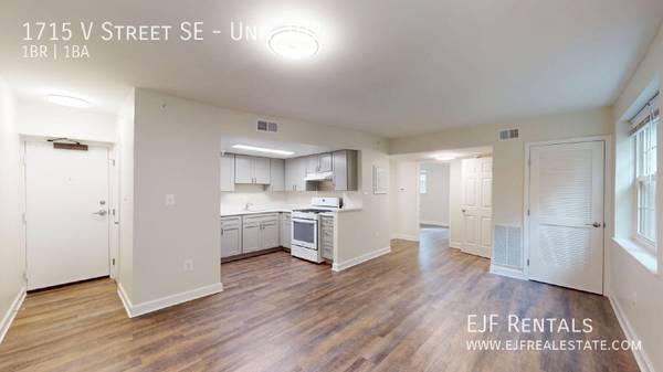 Spacious Anacostia One Bedroom Apartment Available Now! 1