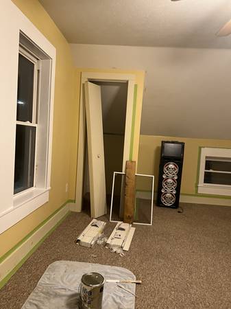 $900.00 / 2br - Very nice area for quiet walks, beautiful scenery, and a lovely neighb63935710295939121