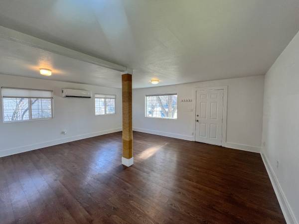 $315,000 / 1br - 760ft2 - Adorable Cottage In The Heart Of Prineville-Would Make a Great AirBnB (Prineville)63839292478977123