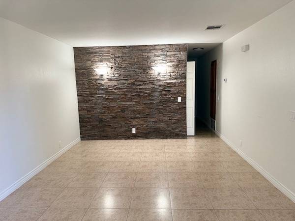 $2,095 / 2br - 2 br 2 bth - Jamica Sands & Avenue 42 Bermuda Dunes (Bermuda Dunes, Indio, La Quinta, Palm Desert)63686245589377123