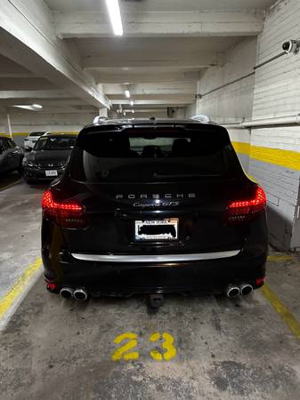 2014 Porsche Cayenne GTS - $20,000 (Bronx)63654723862273122