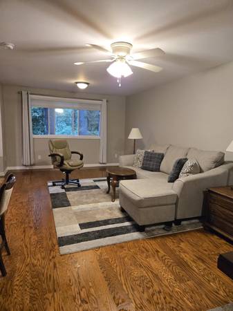 $1,900 / 2br - 864ft2 - 2bedroom, 1 bathroom, Furnished (Newburgh)64035736716034123