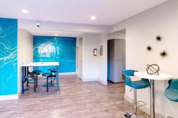 $1,675 / 1br - 810ft2 - It's a great time to move $500 OFF MOVE-IN! Newly renovated (Reno)63992637961731120