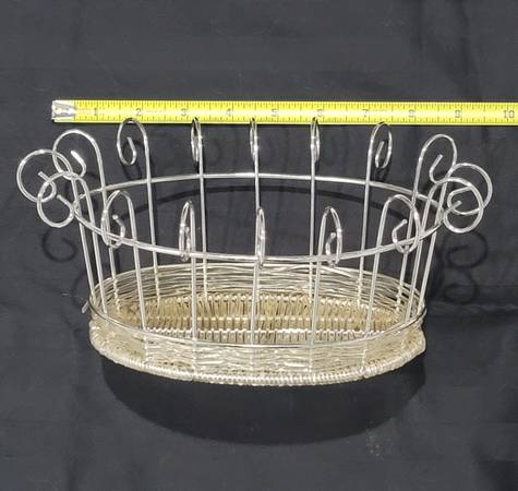 Decorative Silver Wire Basket 1