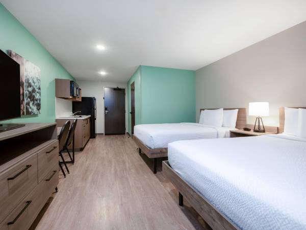 $399 / 1br - TVs with Closed Captioning, Accessible van parking, Digital Room Key (490 W Blackstock Rd, Spartanburg, SC)63661221670147121