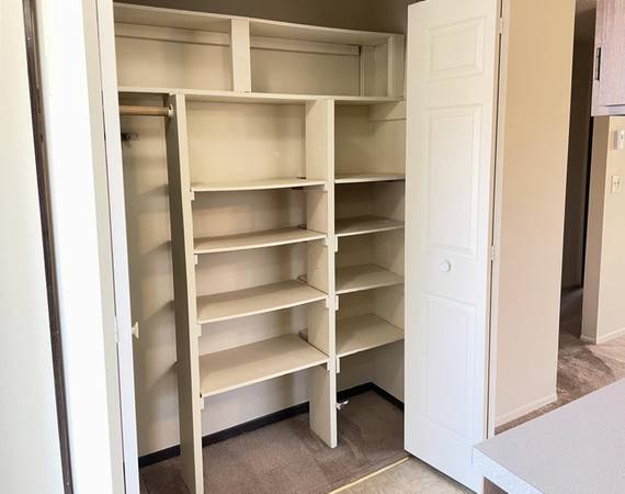 $1,300 / 2 dormitorios - Salem en Browning Ave - Dos dormitorios tranquilos | Ofertas frecuentes de mudanza (Salem en Browning Ave)63660461139841124