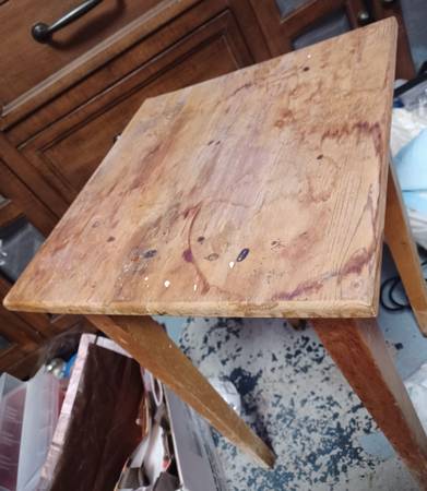 Wood table 1