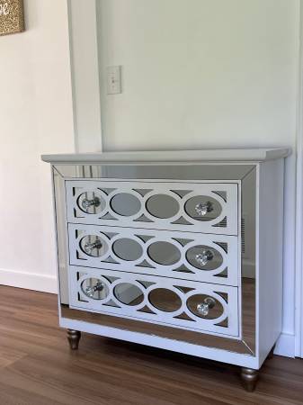 Elegant Solid Wood Console Table 1