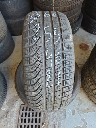 255-40-21 pirelli snow 1