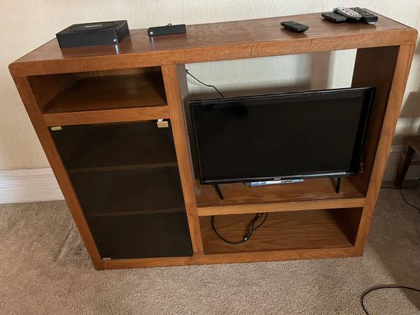 Entertainment Stand 1