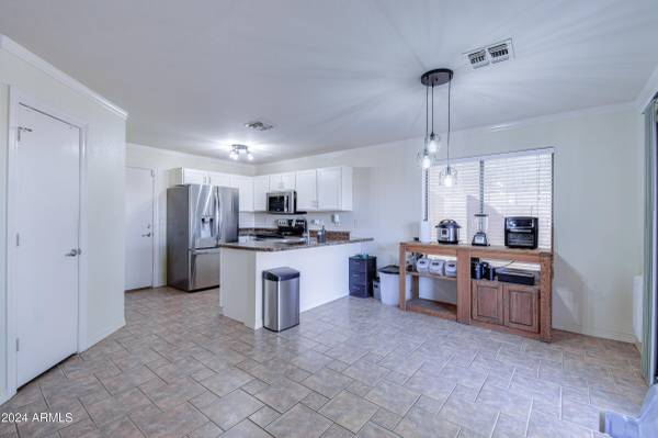 $375,000 / 3br - 1540ft2 - 3 Bed Residential in Mesa (Mesa, AZ, $375,000) (Mesa, AZ)64143915139458121
