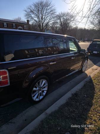 Ford Flex 2011 - $3,500 (UPPER MARLBORO)63618637625475123
