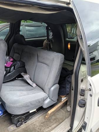 Grand caravan - $2,000 (Niagara falls NY)63483374753025124