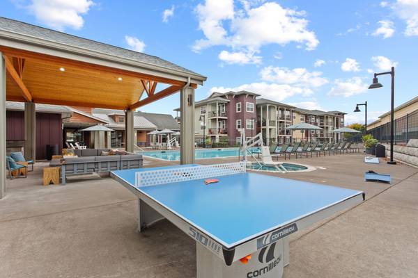 $2,028 / 2br - 923ft2 - 2/bd, Common Area WiFi, Tigard OR (13285 Southwest Hawks Beard Street, Tigard, OR)63777293586817123