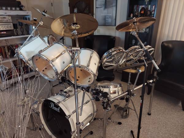 Pearl 7pc Session Elite Drum Kit - $1,400 (Abbeville)63440392605313120