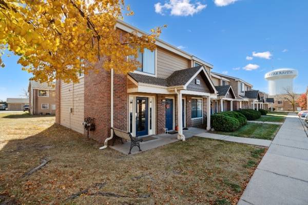 $1,405 / 2br - 960ft2 - Short Term Leases Available (Minutes to Collins Aerospace)63942847324547120