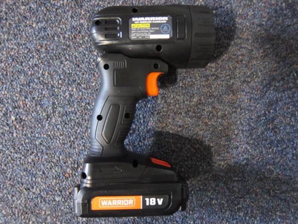 Warrior 18V Lithium LED Light w/Battery and Charger 1