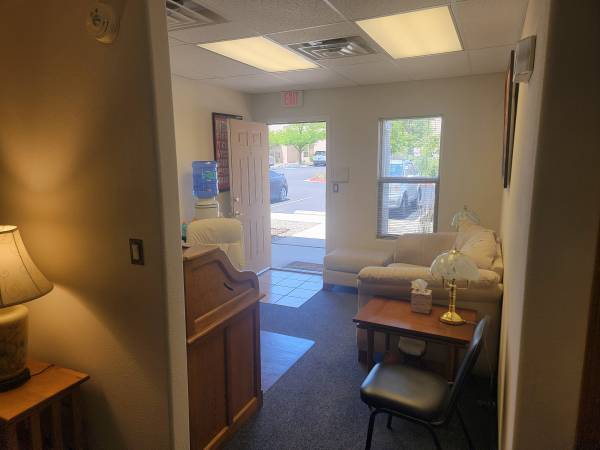 $475 Office space (Santa Fe)63806143705603123