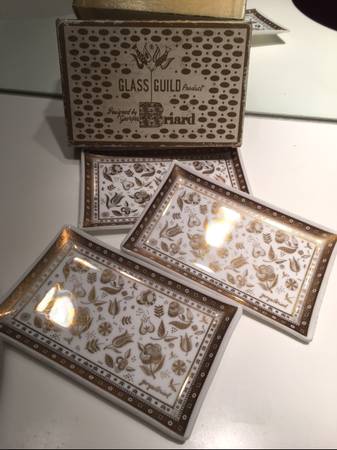 1950'S GEORGE BRIARD 3  GOLD/WHITE GLASS SERVING TRAYS IN ORIGINAL BOX 1