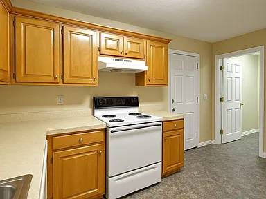 $700 / 2br - Hermoso dúplex de 2 habitaciones y 1 baño: distribución abierta y bañera de jardín! (Millbrook, AL)63668208802307122